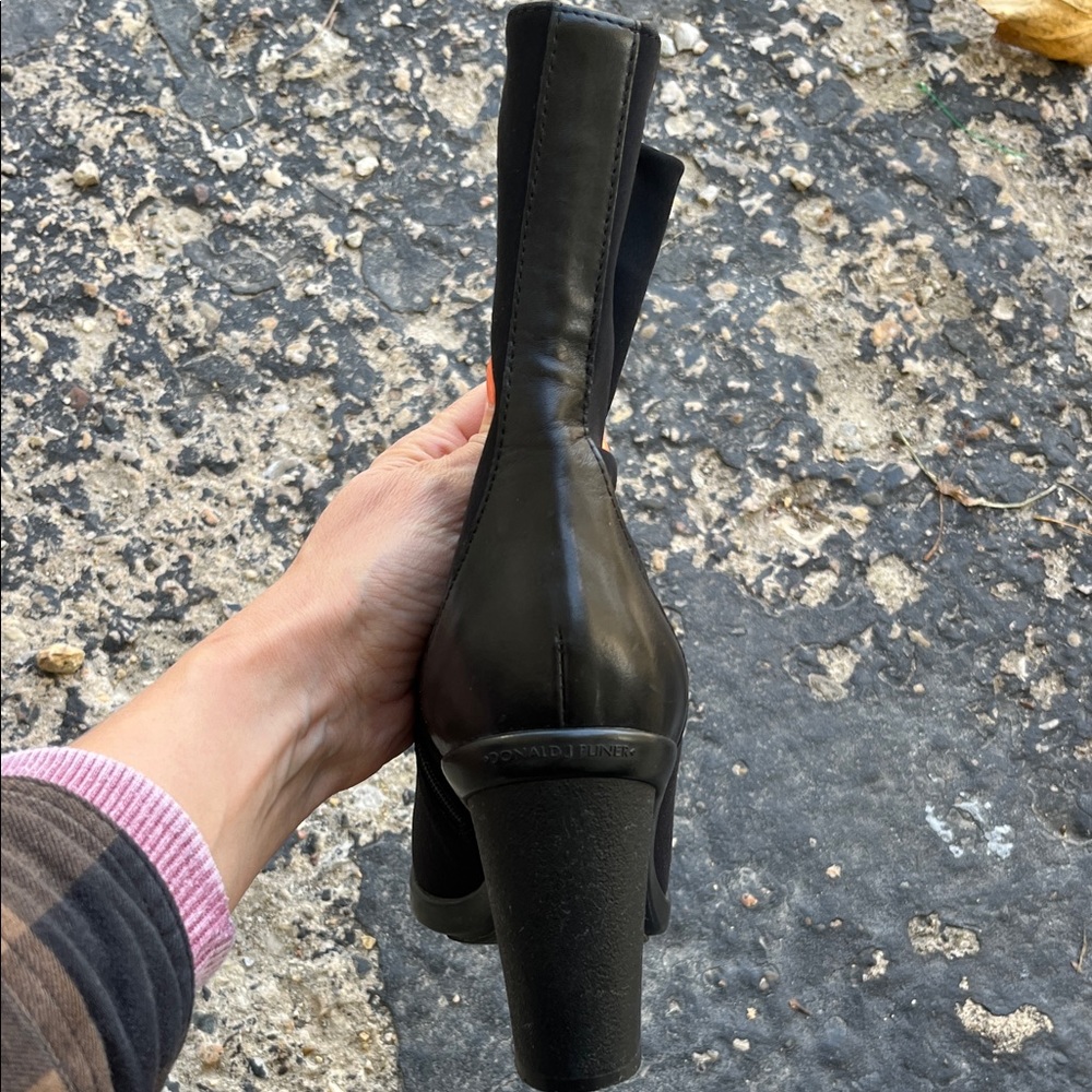 EUC Donald J. Pliner leather/nylon Black Heeled Boots with Zipper - Picture 6 of 16